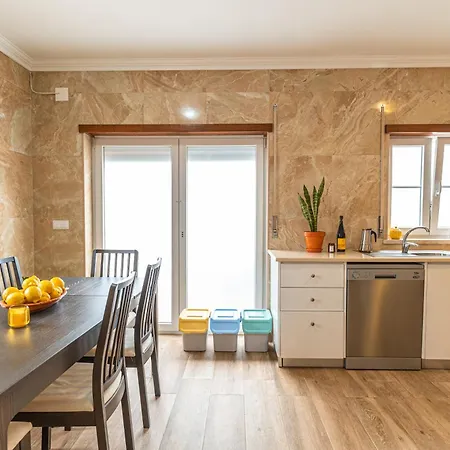 Donothing House - - Baleal *