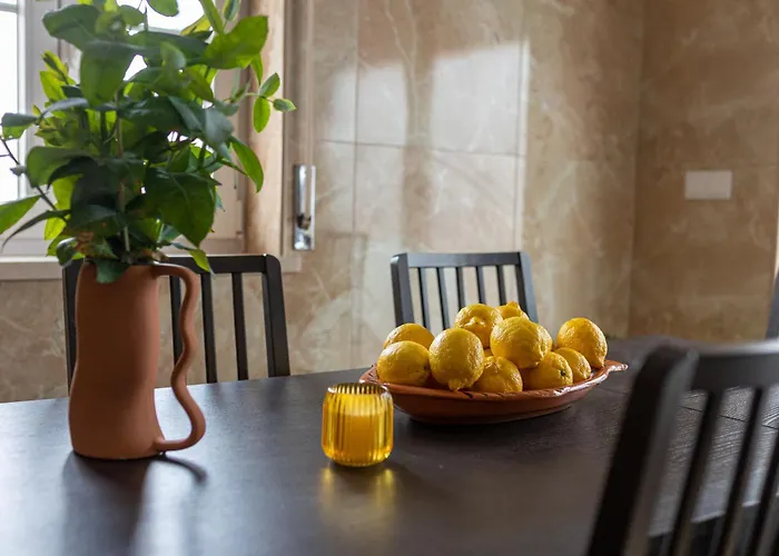 Donothing House - - Ferienhaus *