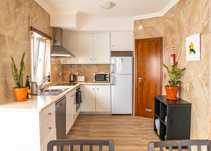 Donothing House - - Baleal