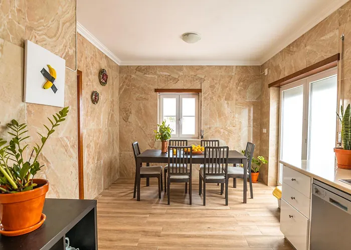 Donothing House - - Ferienhaus *