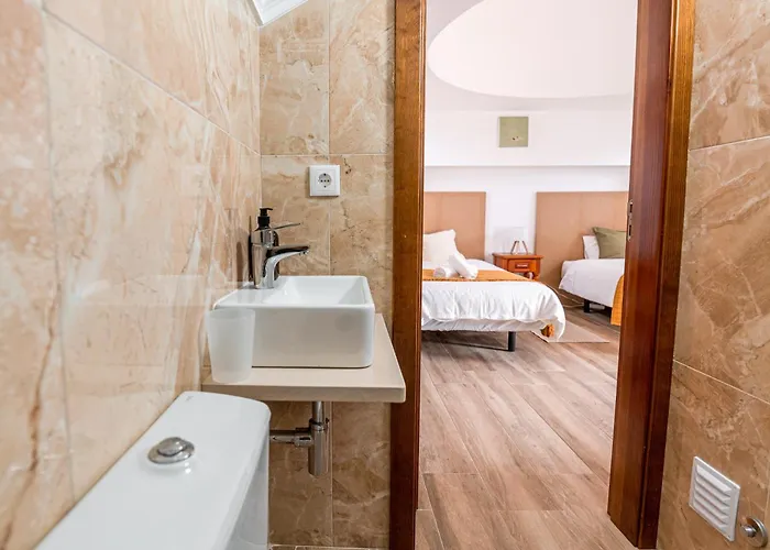 Donothing House - - Ferienhaus